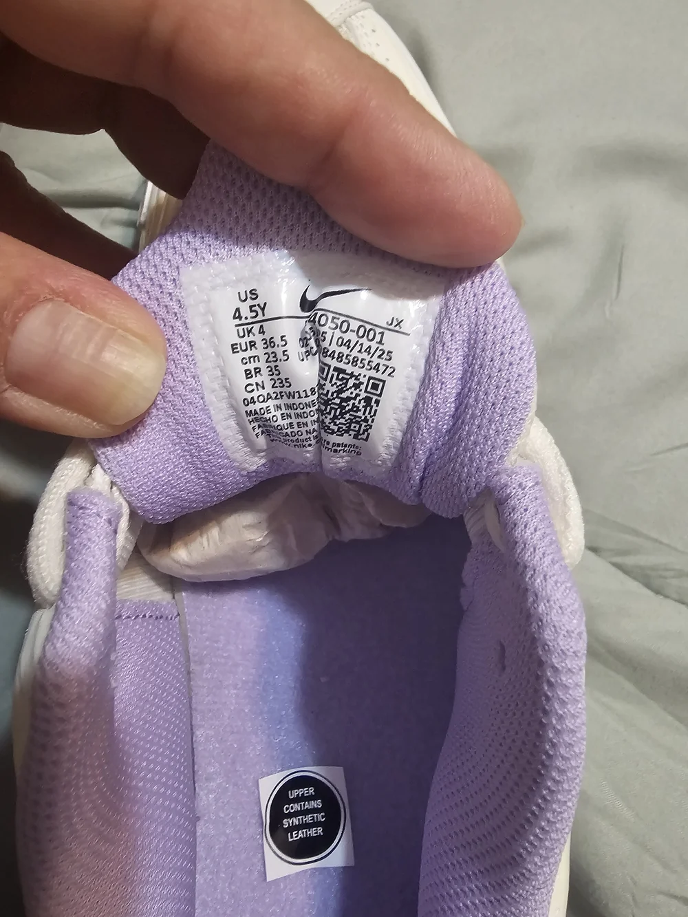 Nike Shox Kids White and Lavender Athletic Sneakers